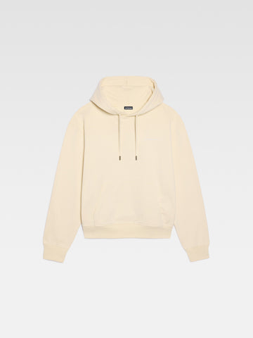 Le sweatshirt brodé