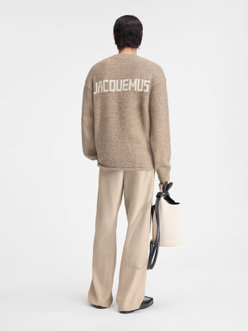 Le pull Jacquemus